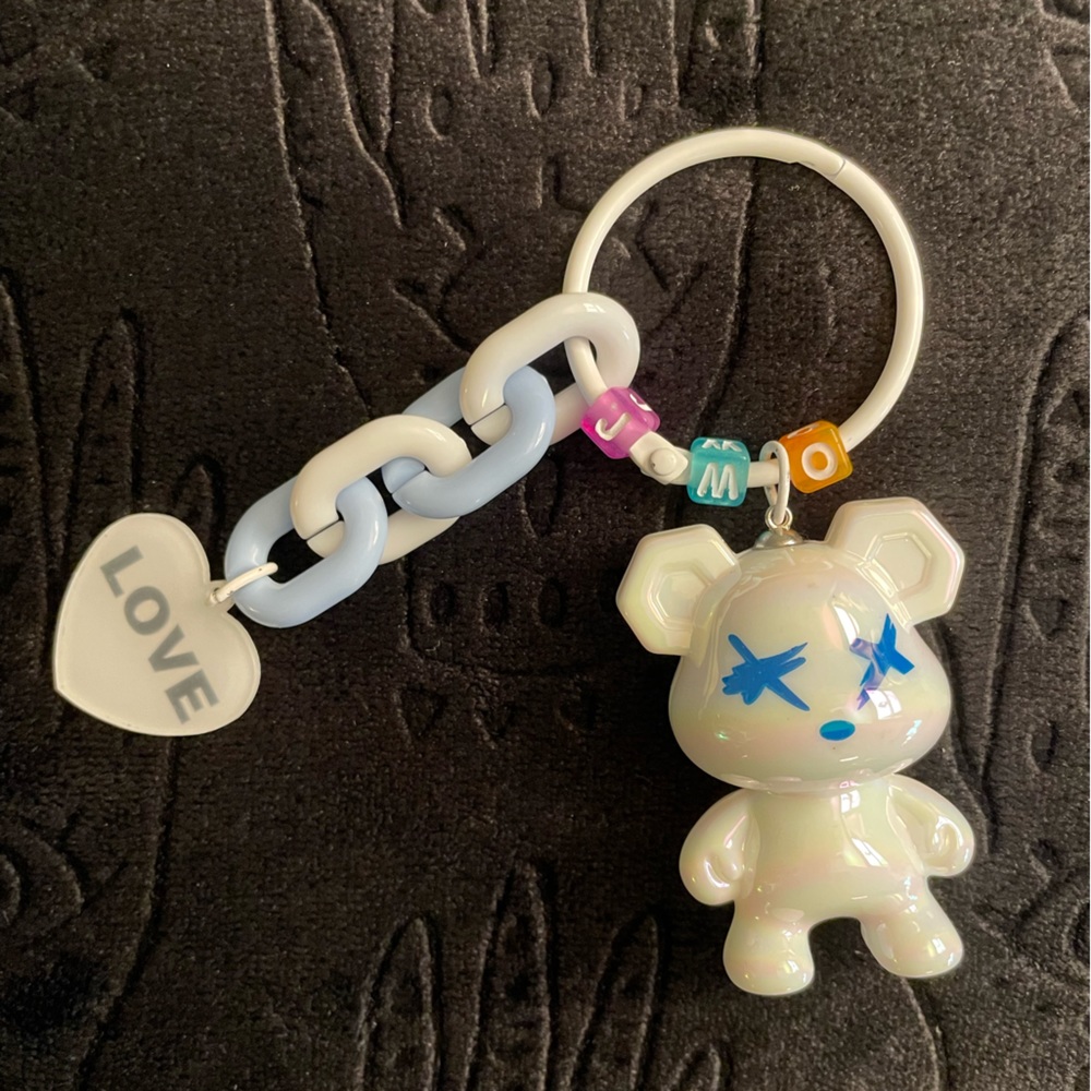 Pearlized White LOVE Bear Bag Charm / Keychain (Brand New!) 🧸💘 - Picture 2 of 6